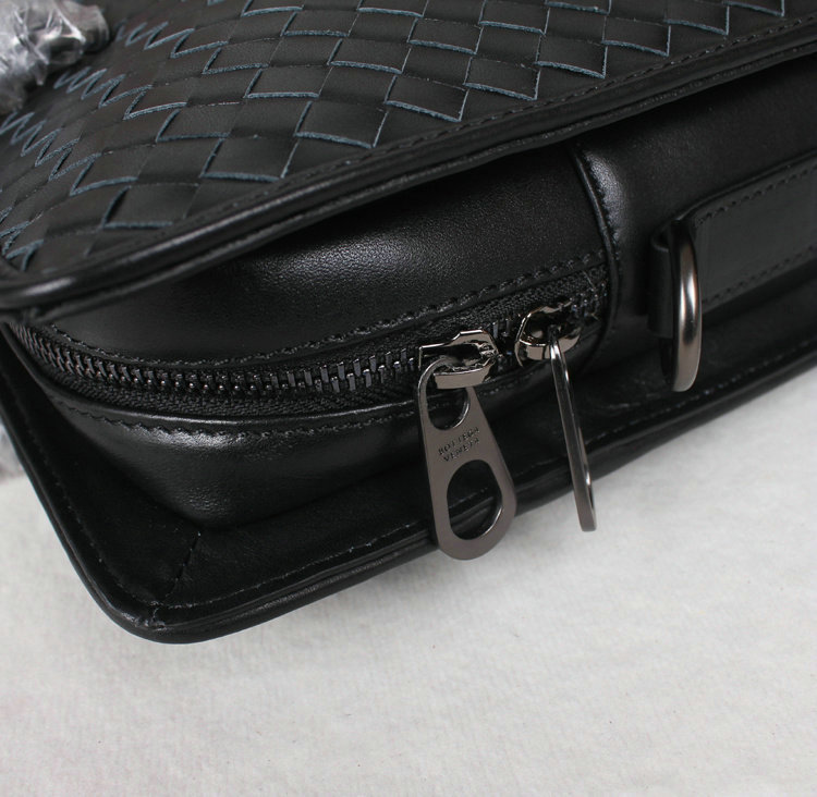 Bottega Veneta intrecciato VN briefcase M80001A black
